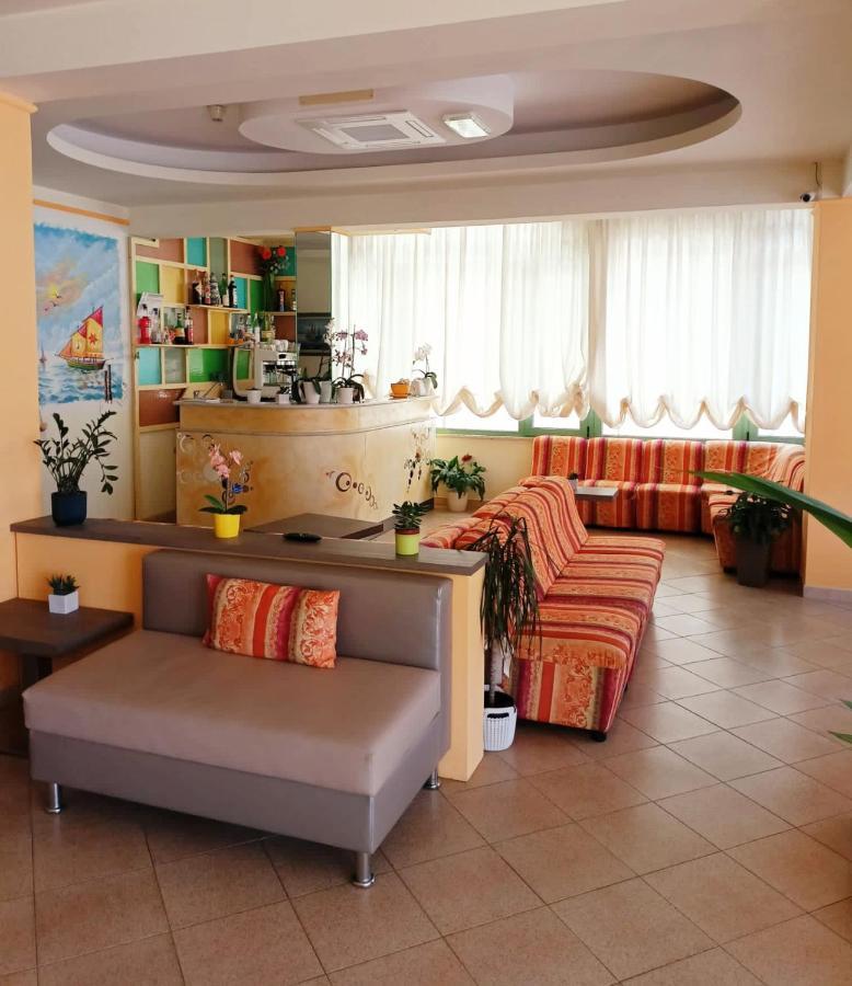 Costa Del Sole Only Room Морской Милан Экстерьер фото
